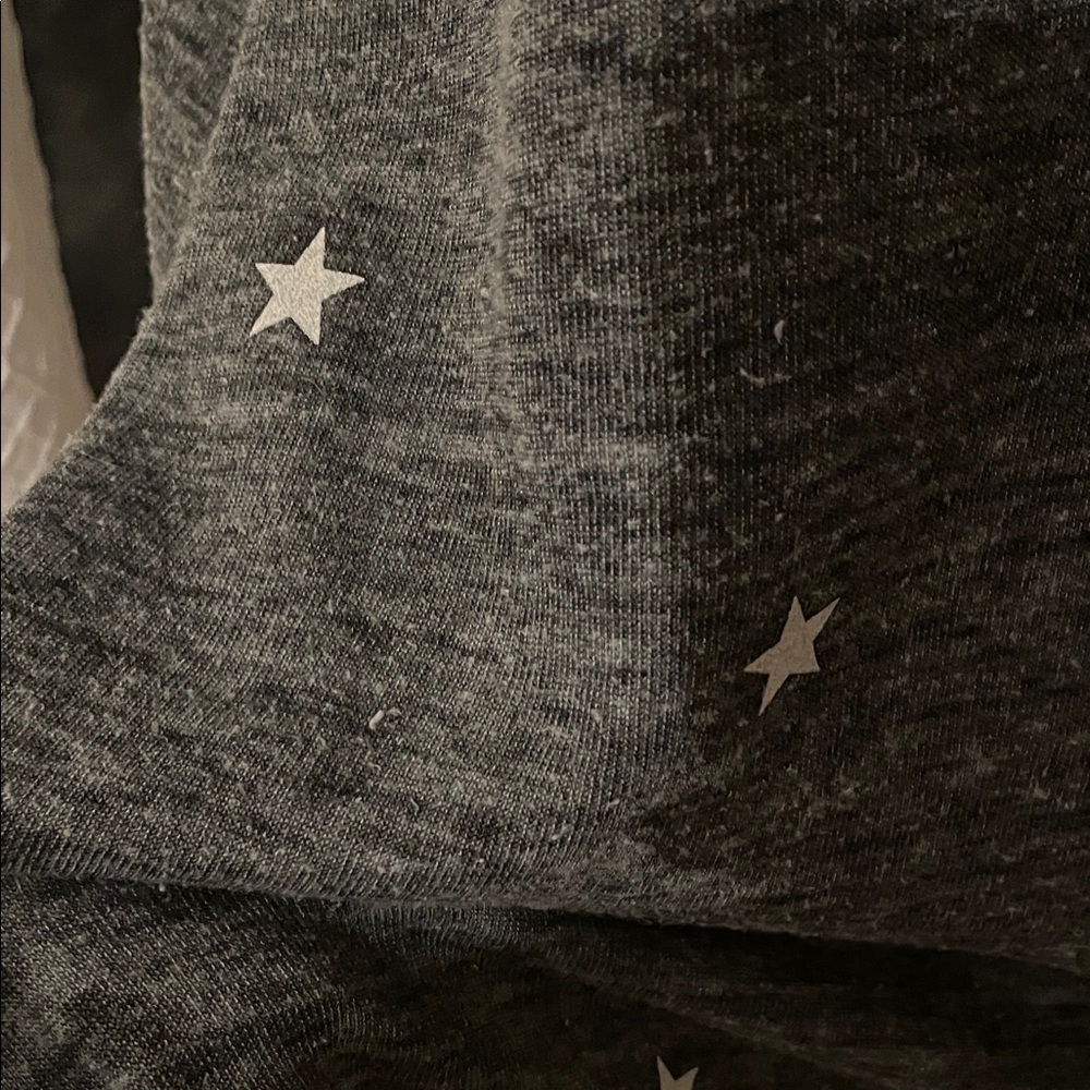 WILDFOX Oversized Gray Star Patterned Sweatshirt Large Distressed - Picture 7 of 7